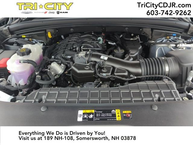 New 2025 Jeep Grand Cherokee L Overland w/ Luxury Tech Group IV image 16