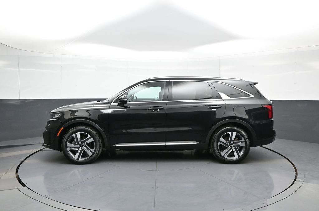 Certified 2023 Kia Sorento EX image 9