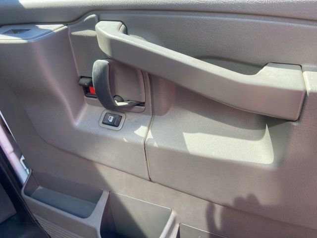 Used 2021 Chevrolet Express 3500 Work Van w/ Power Convenience Package image 22