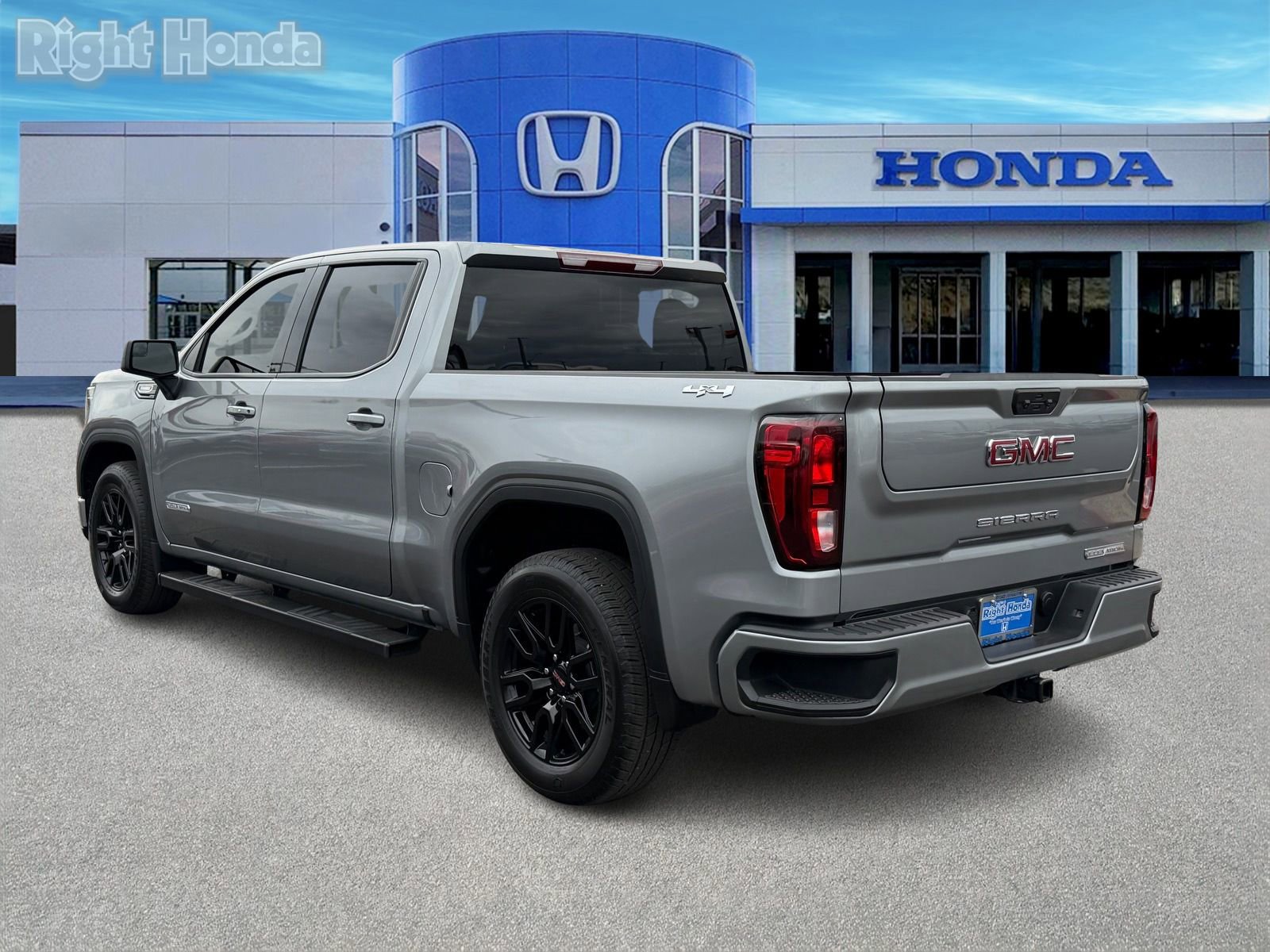 Used 2025 GMC Sierra 1500 Elevation image 4