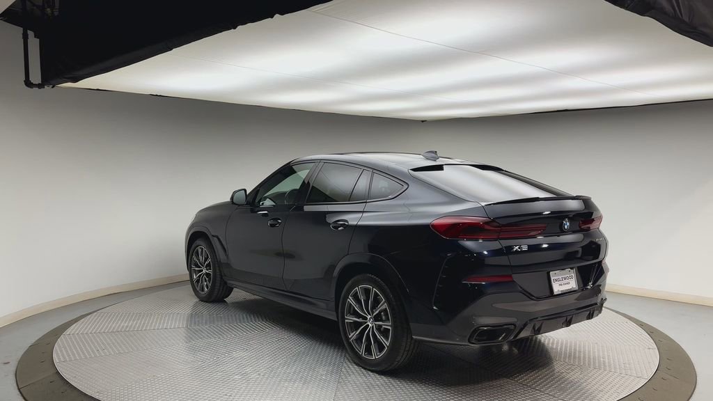 Used 2022 BMW X6 xDrive40i w/ M Sport Package image 4