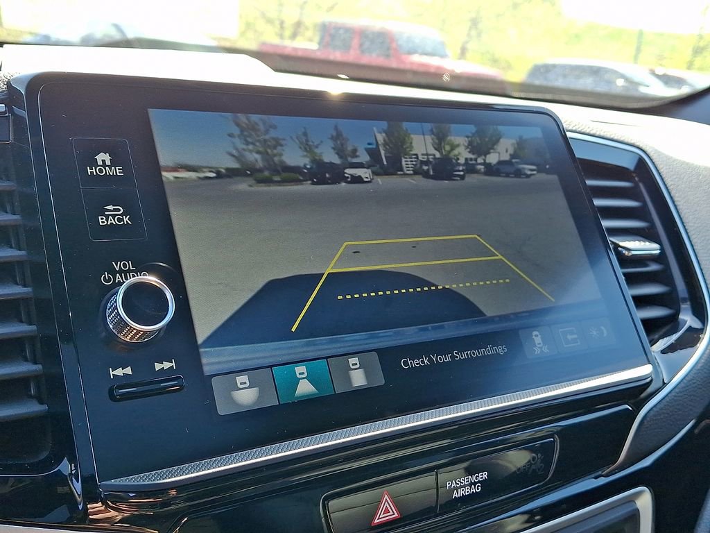 Used 2025 Honda Ridgeline Black Edition image 4