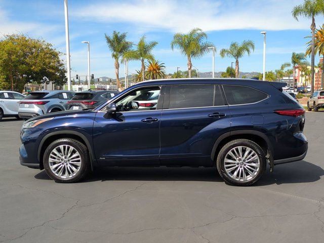 Used 2022 Toyota Highlander Platinum image 8