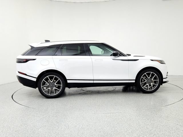 Certified 2026 Land Rover Range Rover Velar Dynamic SE AWD/4WD image 4