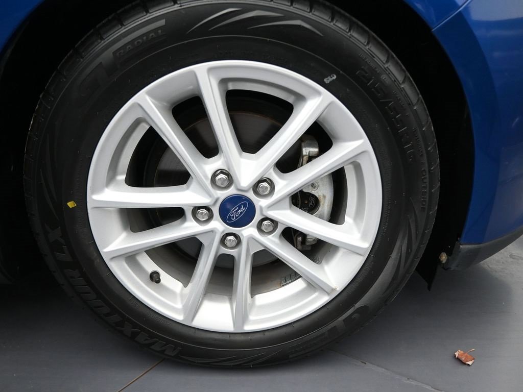 Used 2018 Ford Focus SE image 28