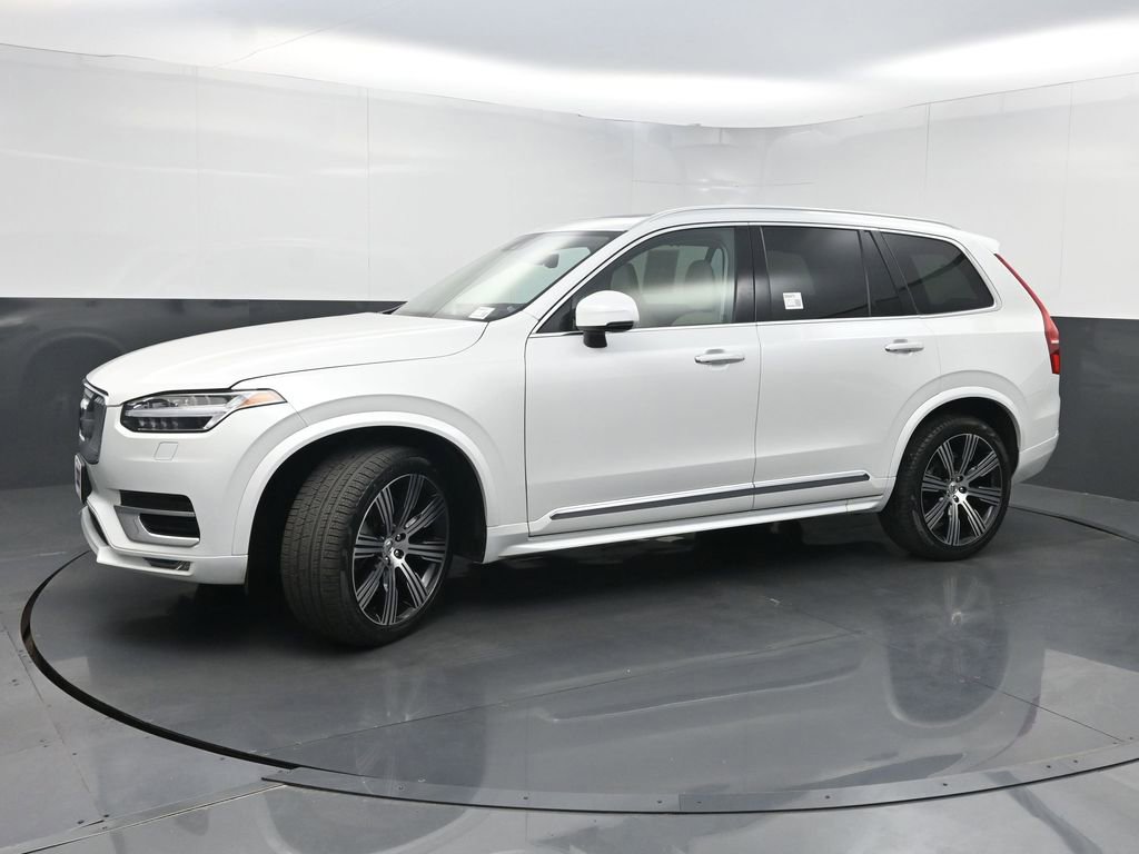 Used 2022 Volvo XC90 T6 Inscription w/ Climate Package image 24