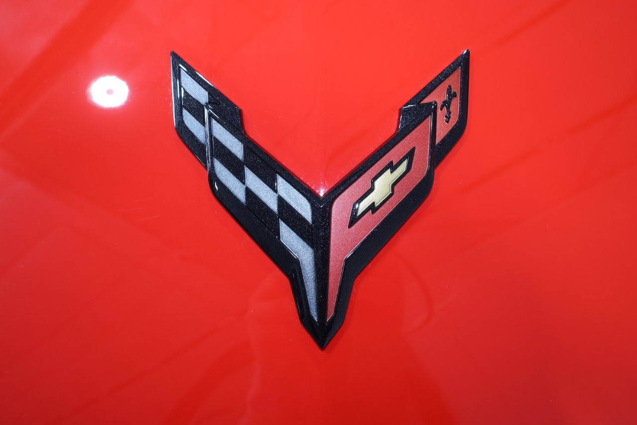 Used 2025 Chevrolet Corvette E-Ray w/ ZER Performance Package AWD/4WD image 29
