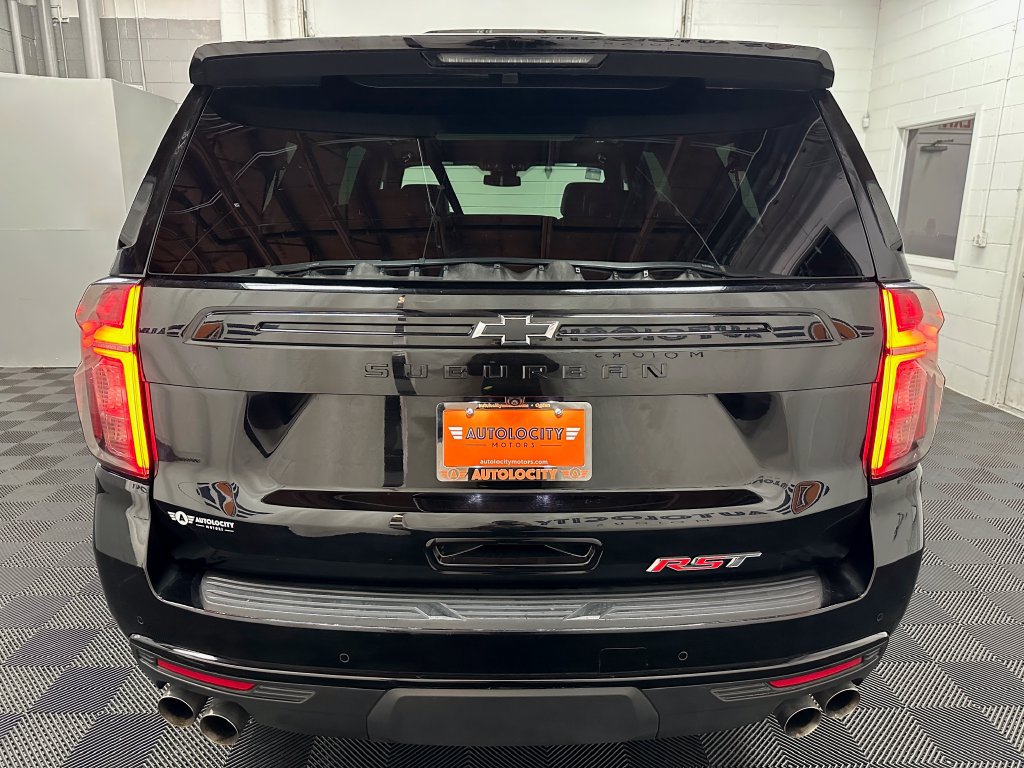Used 2023 Chevrolet Suburban RST w/ Sport Performance Package AWD/4WD image 8