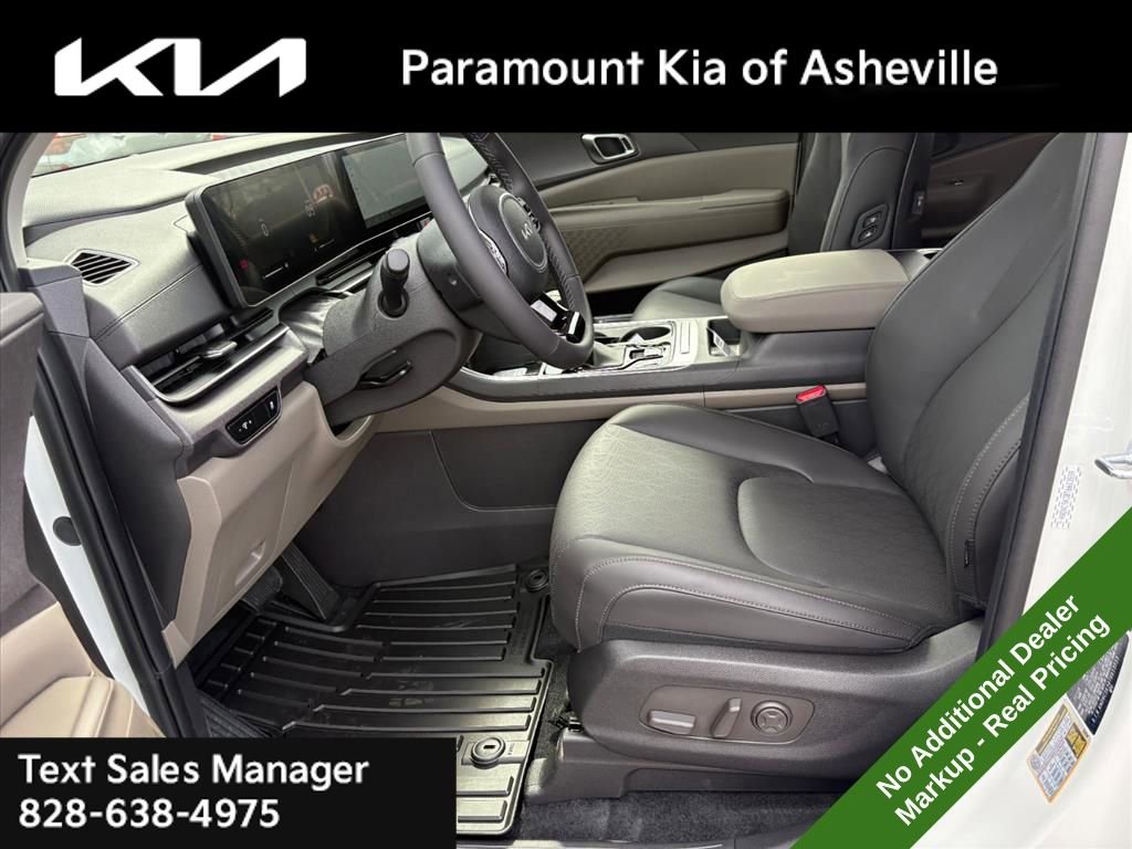 New 2026 Kia Carnival EX image 18