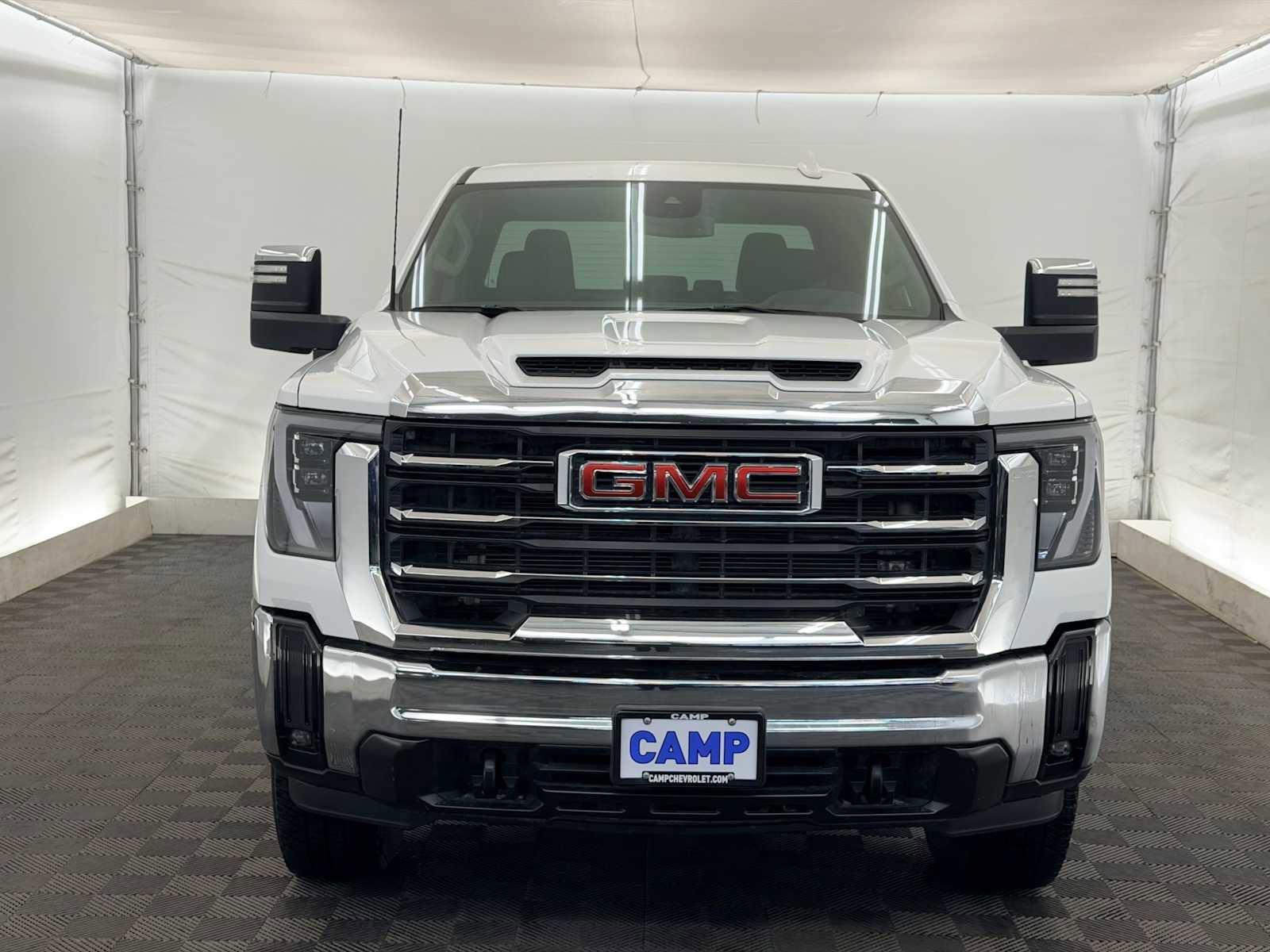 Used 2025 GMC Sierra 3500 SLT w/ X31 Off-Road Package image 9