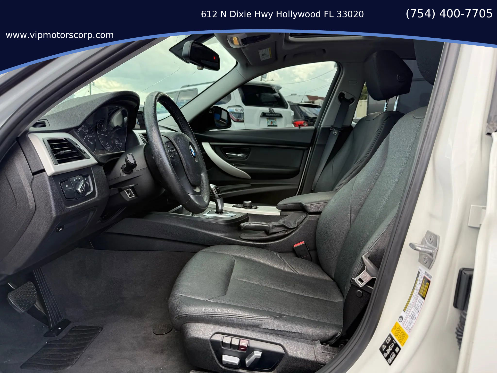 Used 2018 BMW 320i xDrive Sedan image 10