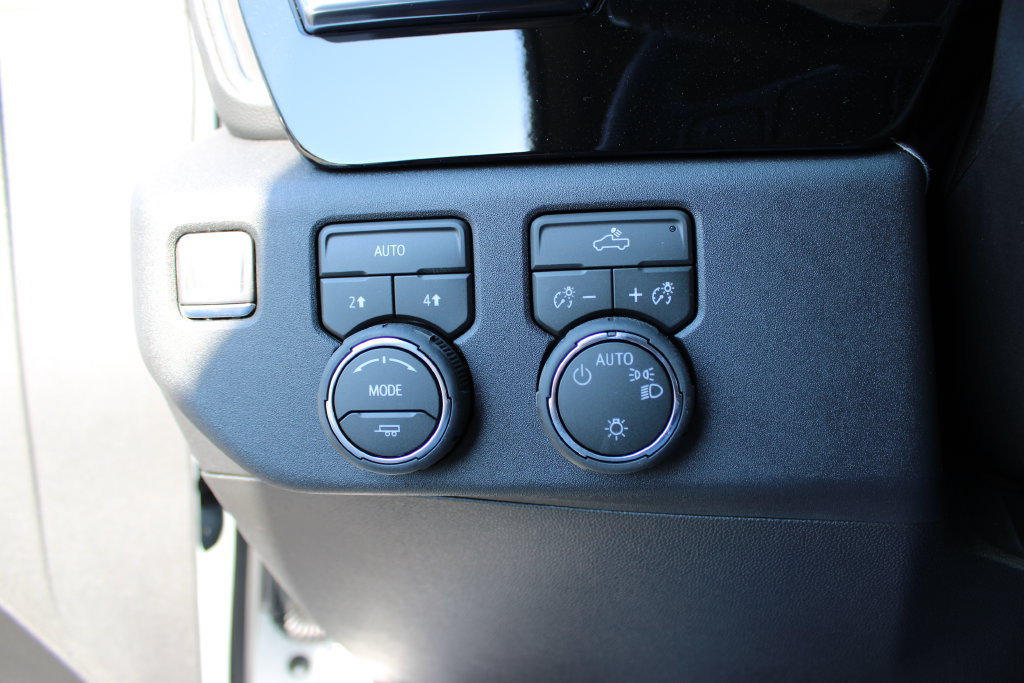 New 2026 Chevrolet Silverado 1500 LT AWD/4WD image 16