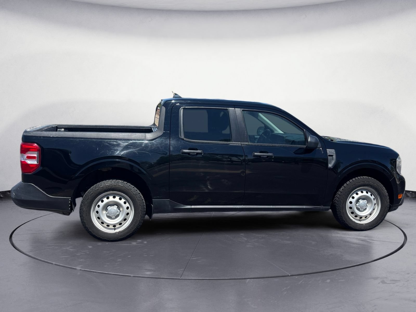 Used 2023 Ford Maverick XL w/ Equipment Group 100A Standard AWD/4WD image 6