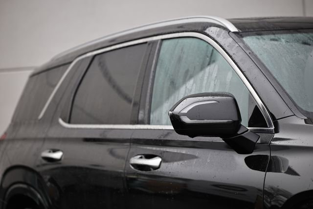 Used 2023 Hyundai Palisade Calligraphy image 3