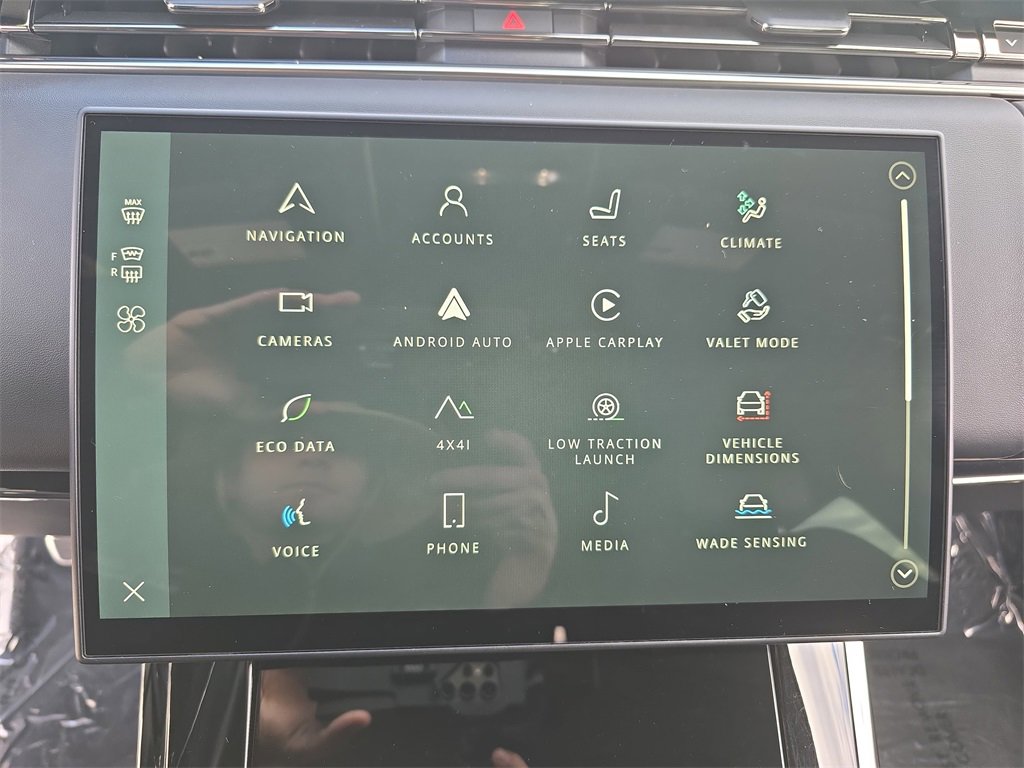 Certified 2024 Land Rover Range Rover Sport Dynamic SE image 22