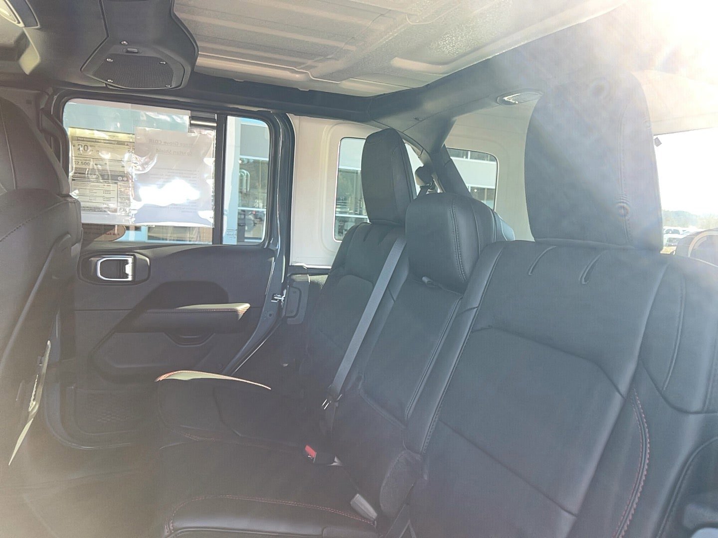 New 2026 Jeep Wrangler Unlimited Rubicon AWD/4WD image 23