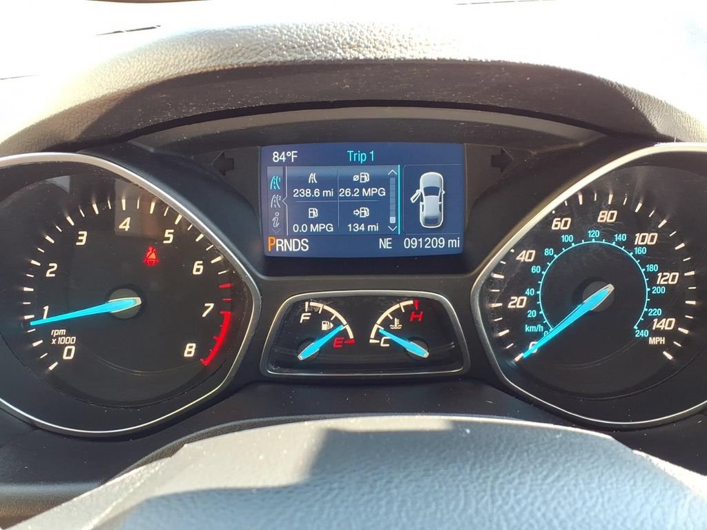 Used 2015 Ford Escape SE AWD/4WD image 29