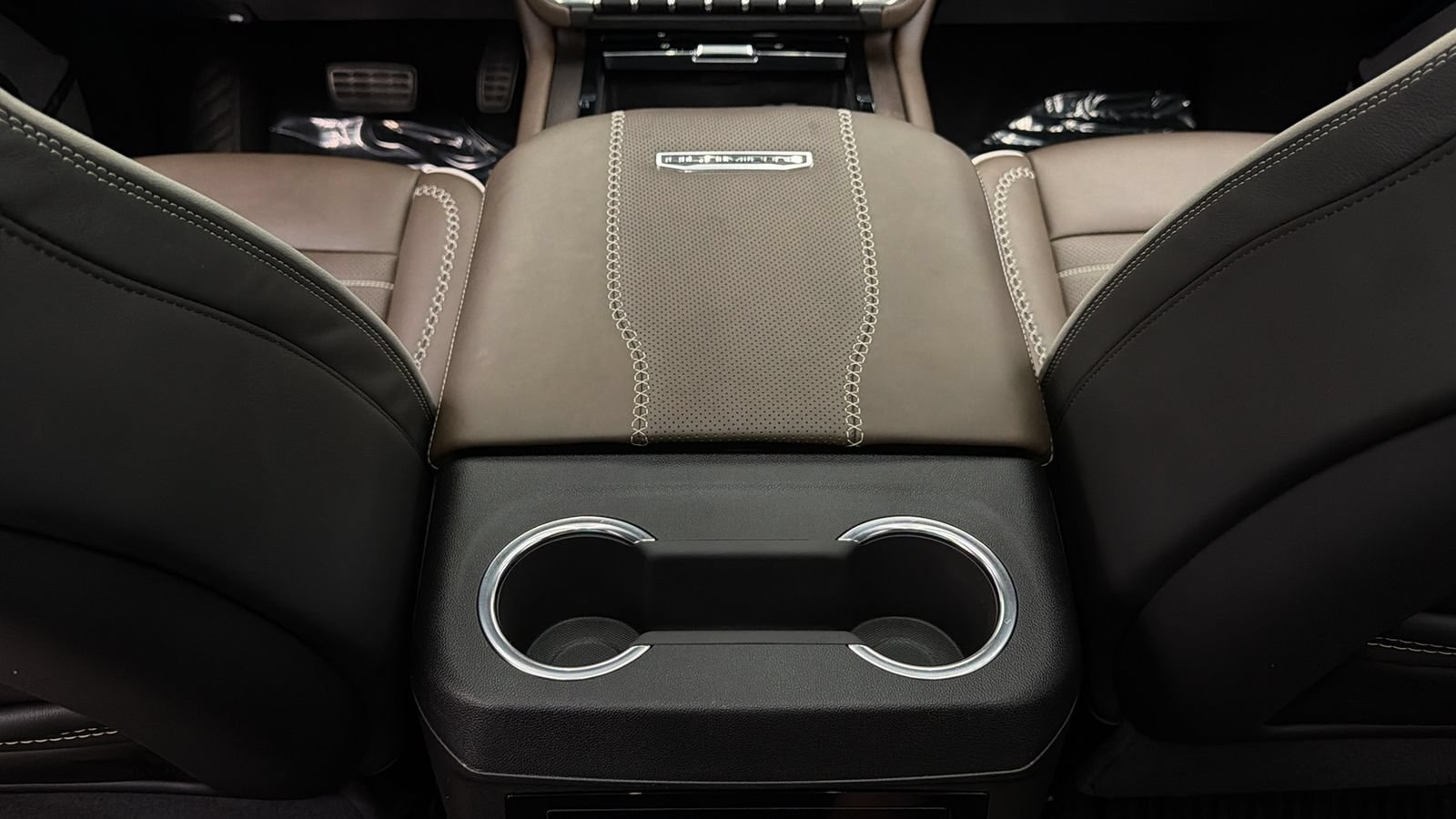 Used 2026 GMC Yukon Denali Ultimate AWD/4WD image 35