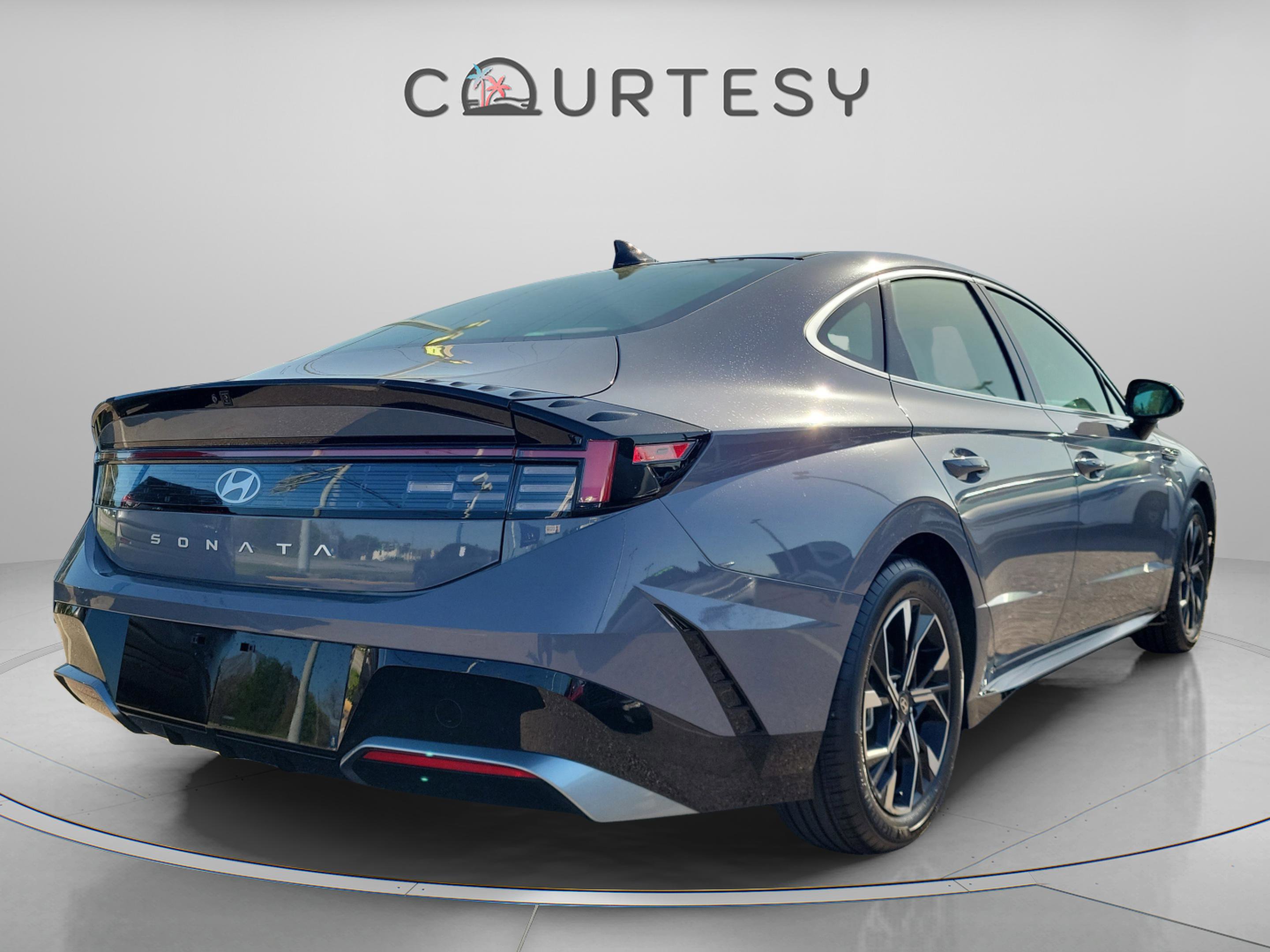 Certified 2024 Hyundai Sonata SEL image 3