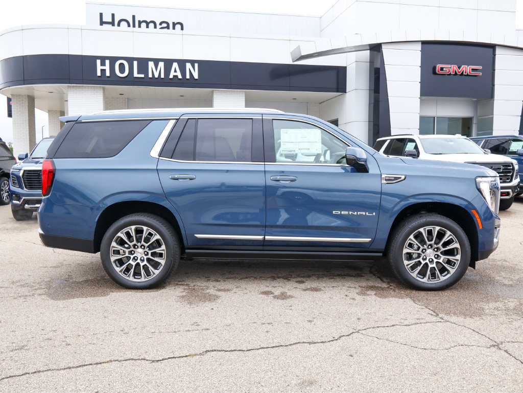 New 2026 GMC Yukon Denali w/ Denali Reserve Package AWD/4WD image 2