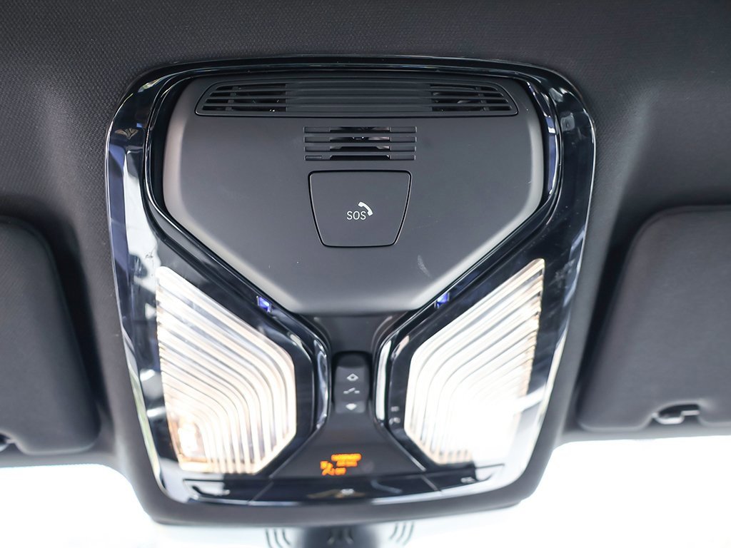 Used 2023 BMW 540i w/ M Sport Package image 56