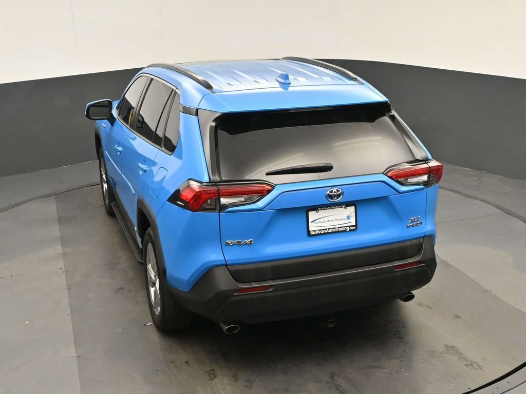 Used 2021 Toyota RAV4 XLE Premium AWD/4WD image 58