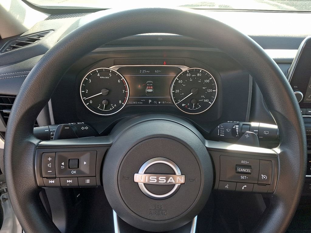 Used 2024 Nissan Rogue S image 18