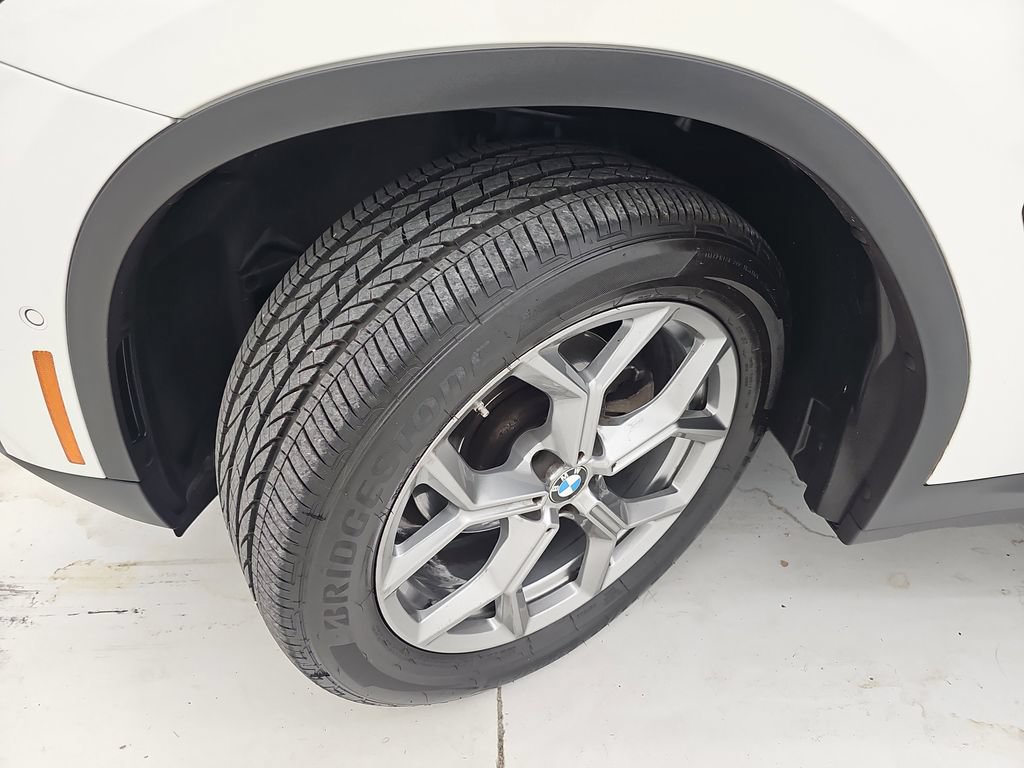 Used 2023 BMW X4 xDrive30i w/ Parking Assistance Package AWD/4WD image 46
