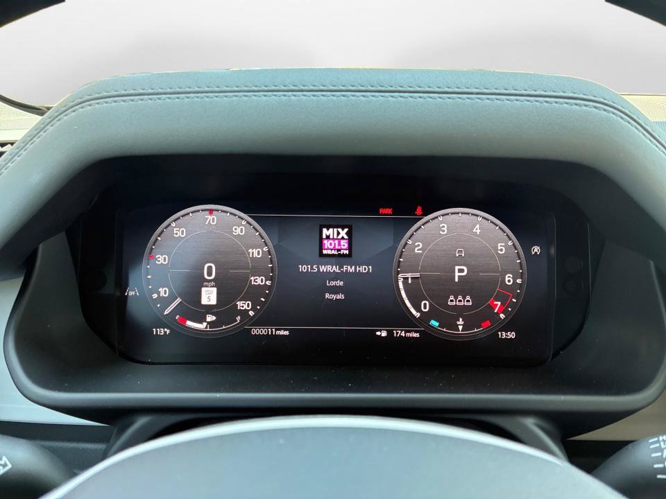 New 2026 Land Rover Defender 110 X-Dynamic SE AWD/4WD image 11