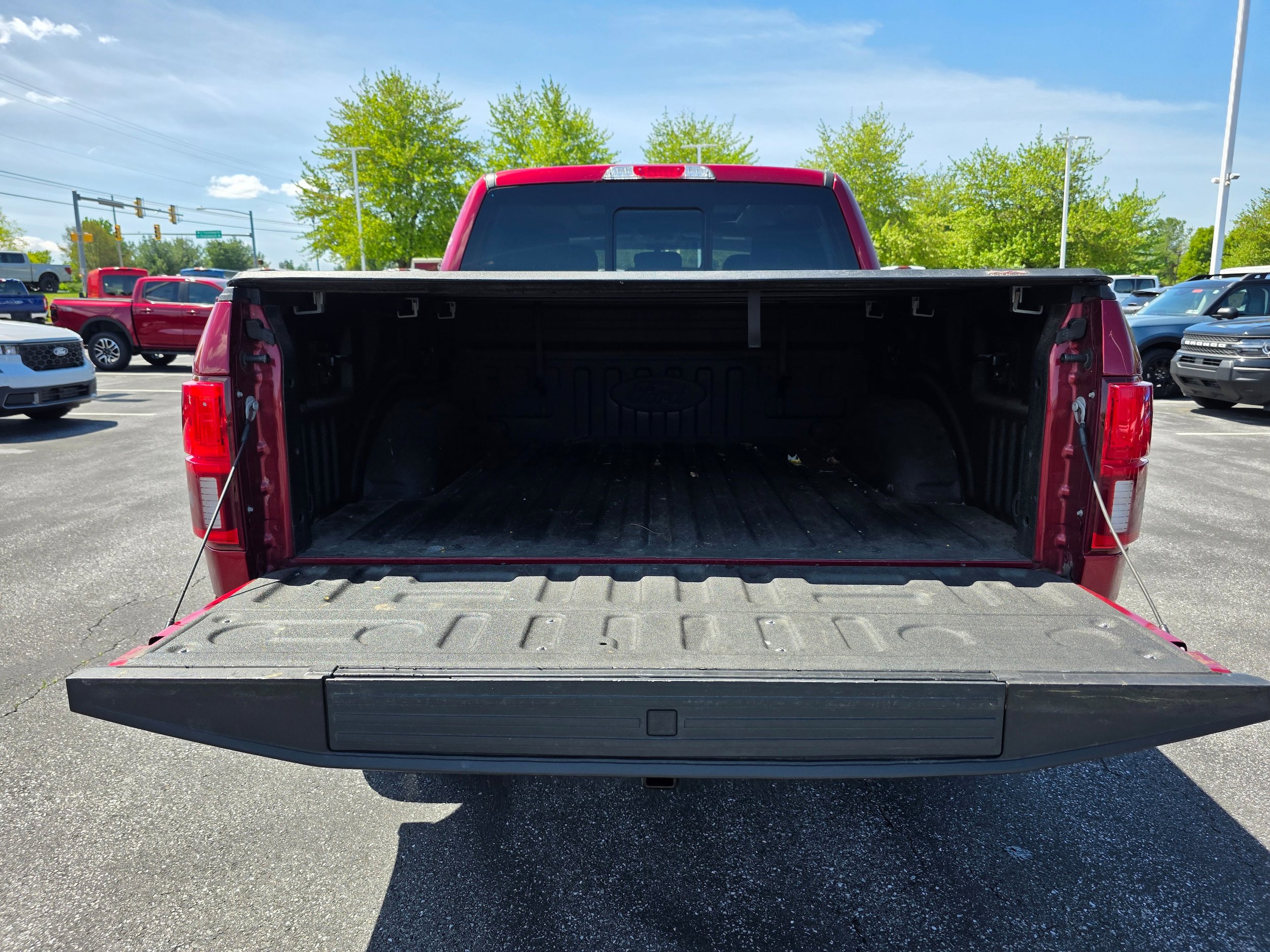 Certified 2018 Ford F150 Lariat w/ Equipment Group 502A Luxury AWD/4WD image 6