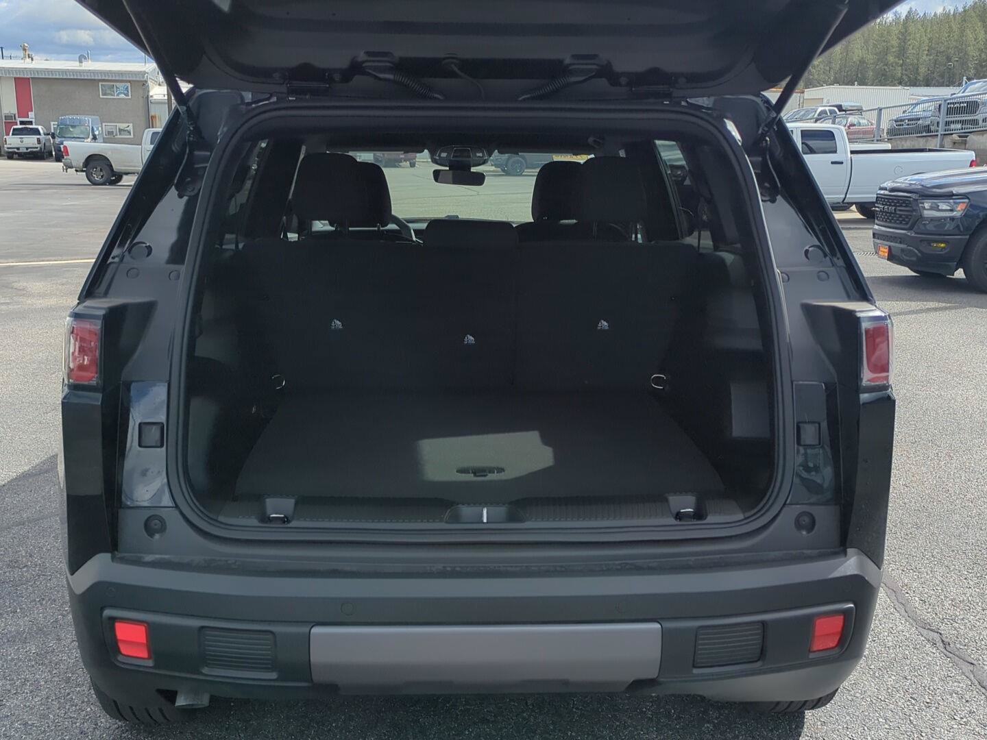 New 2026 Jeep Cherokee Laredo AWD/4WD image 7