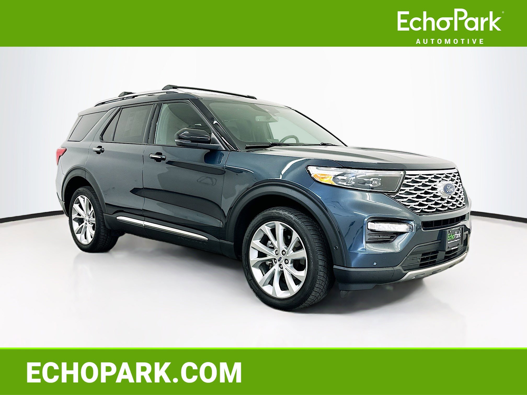 Used 2023 Ford Explorer Platinum w/ Technology Package AWD/4WD image 1
