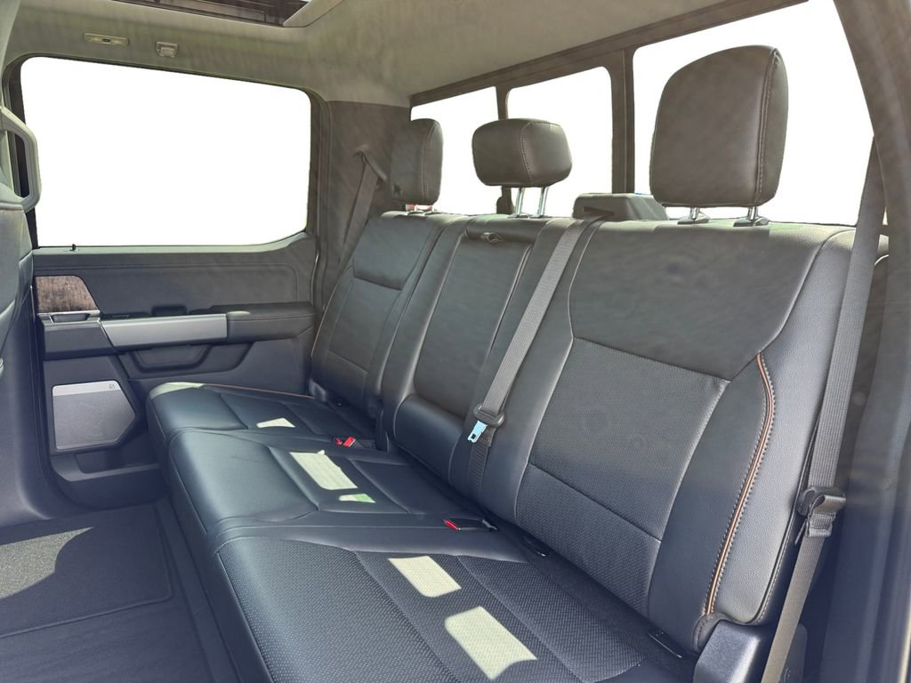New 2025 Ford F350 Lariat w/ Lariat Ultimate Package image 16