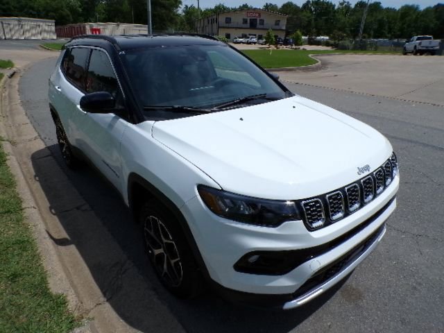 Used 2026 Jeep Compass Limited AWD/4WD image 1