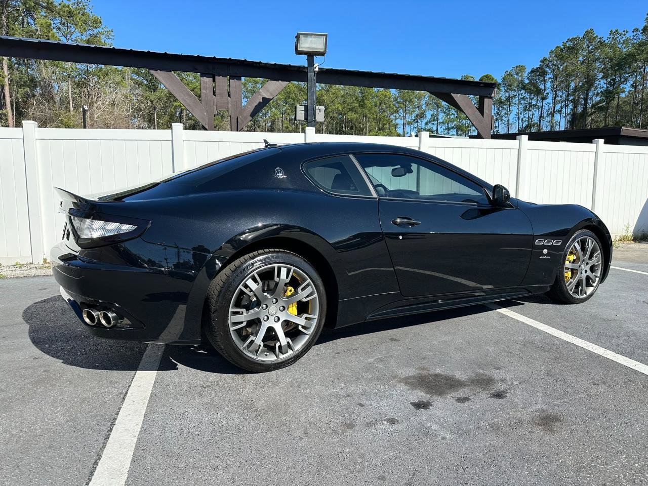 Used 2011 Maserati GranTurismo S RWD image 20