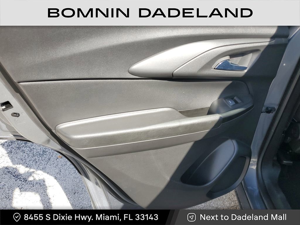Used 2022 Chevrolet TrailBlazer LS image 9