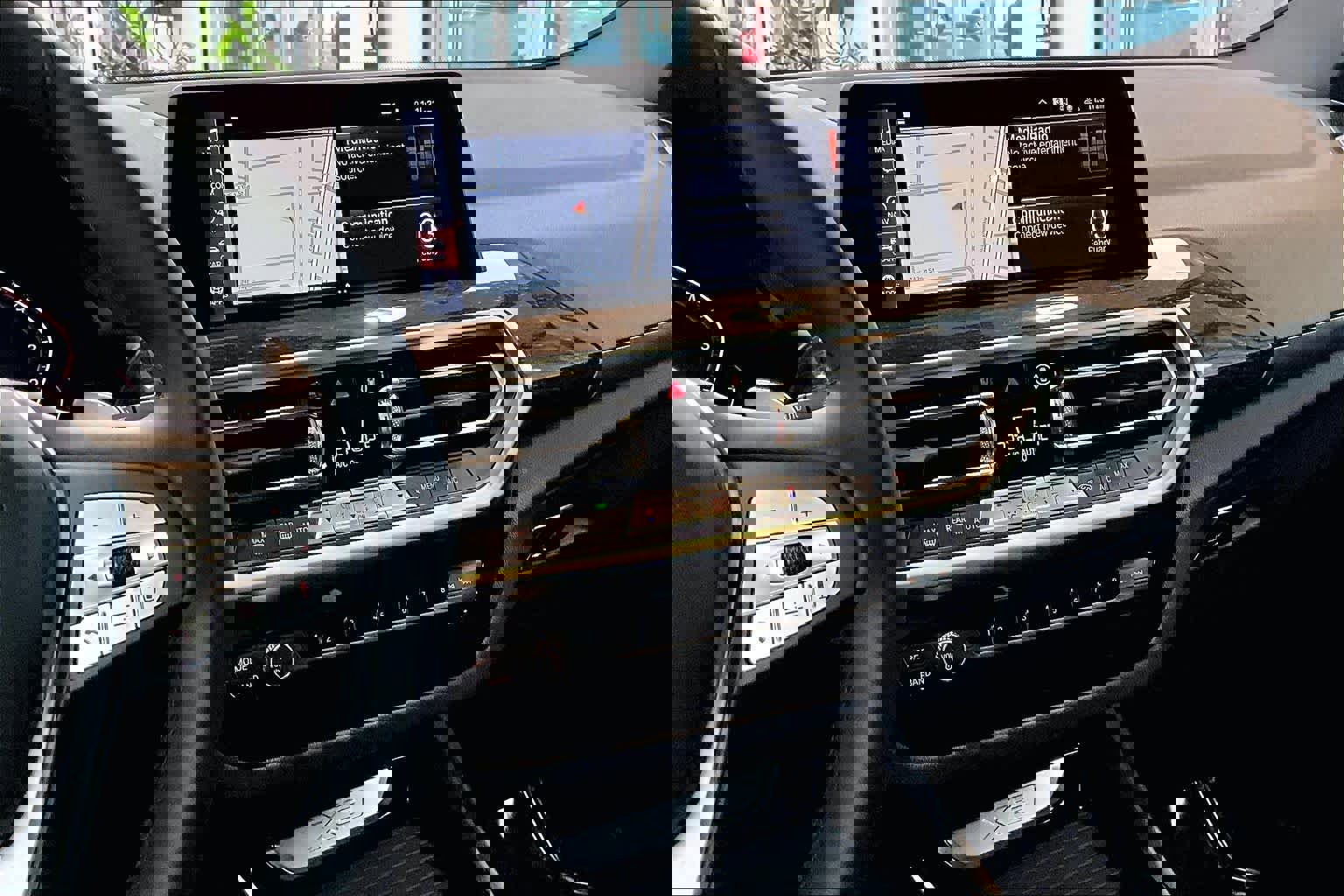 Used 2024 BMW X3 xDrive30i w/ Parking Assistance Package image 7