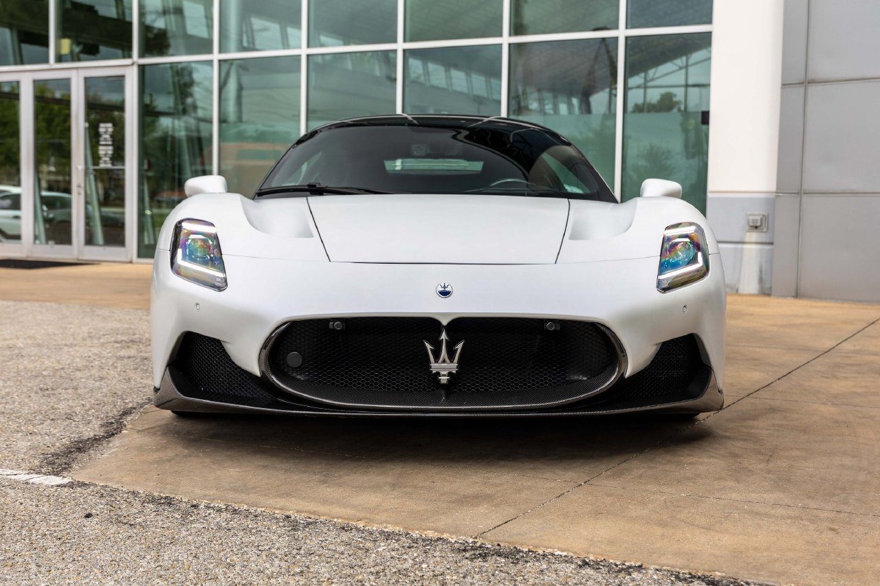 Used 2022 Maserati MC20 Coupe RWD image 5