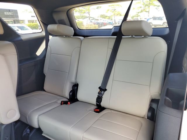 Used 2024 Chevrolet Traverse LT FWD image 11