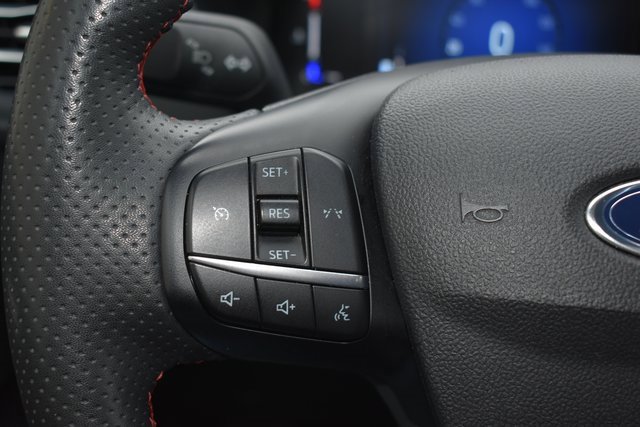 Used 2023 Ford Escape ST-Line image 18