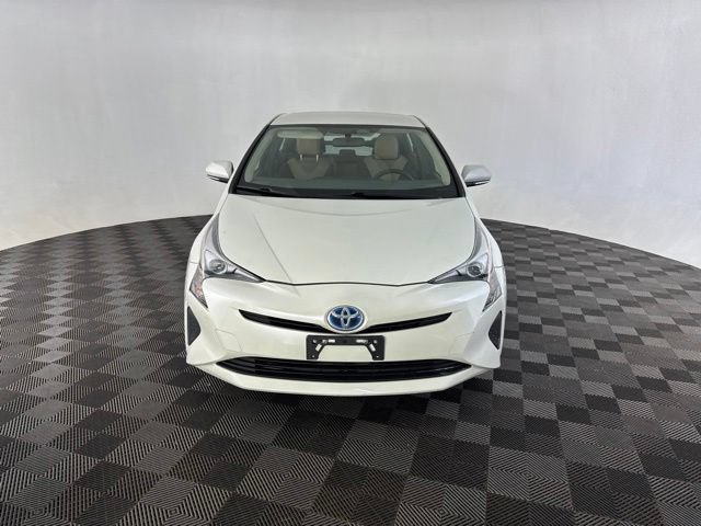 Used 2016 Toyota Prius Two FWD image 2