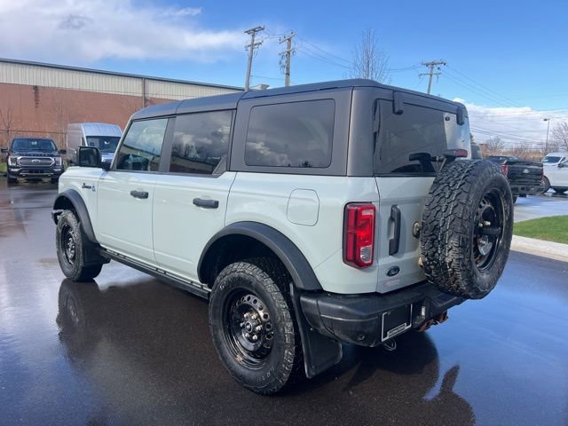 Used 2022 Ford Bronco Black Diamond image 7