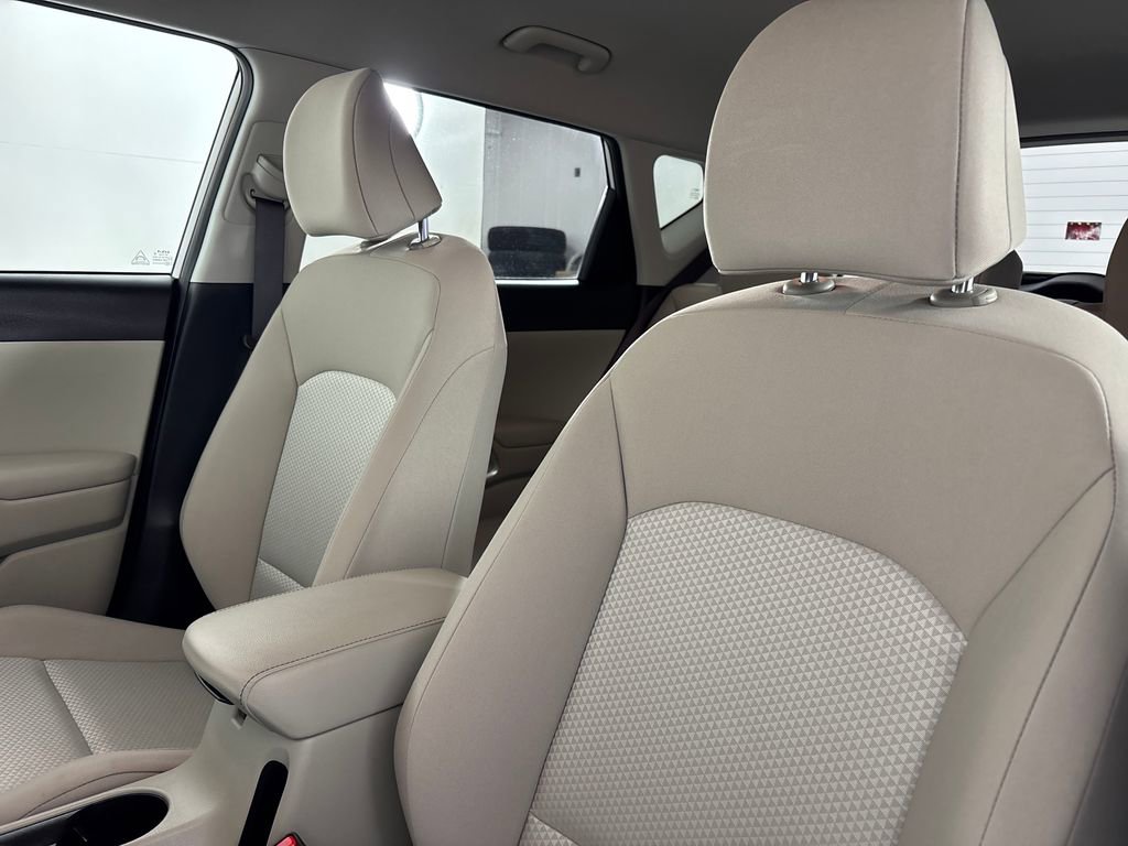 Used 2023 Kia Soul LX w/ Option Group 015 image 9