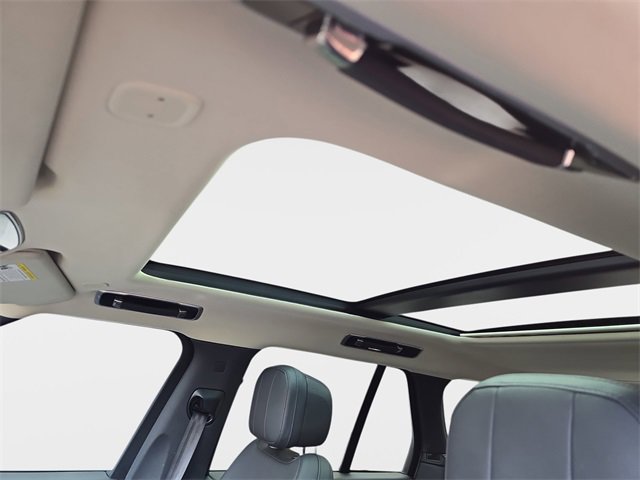Used 2023 Land Rover Range Rover SE image 29