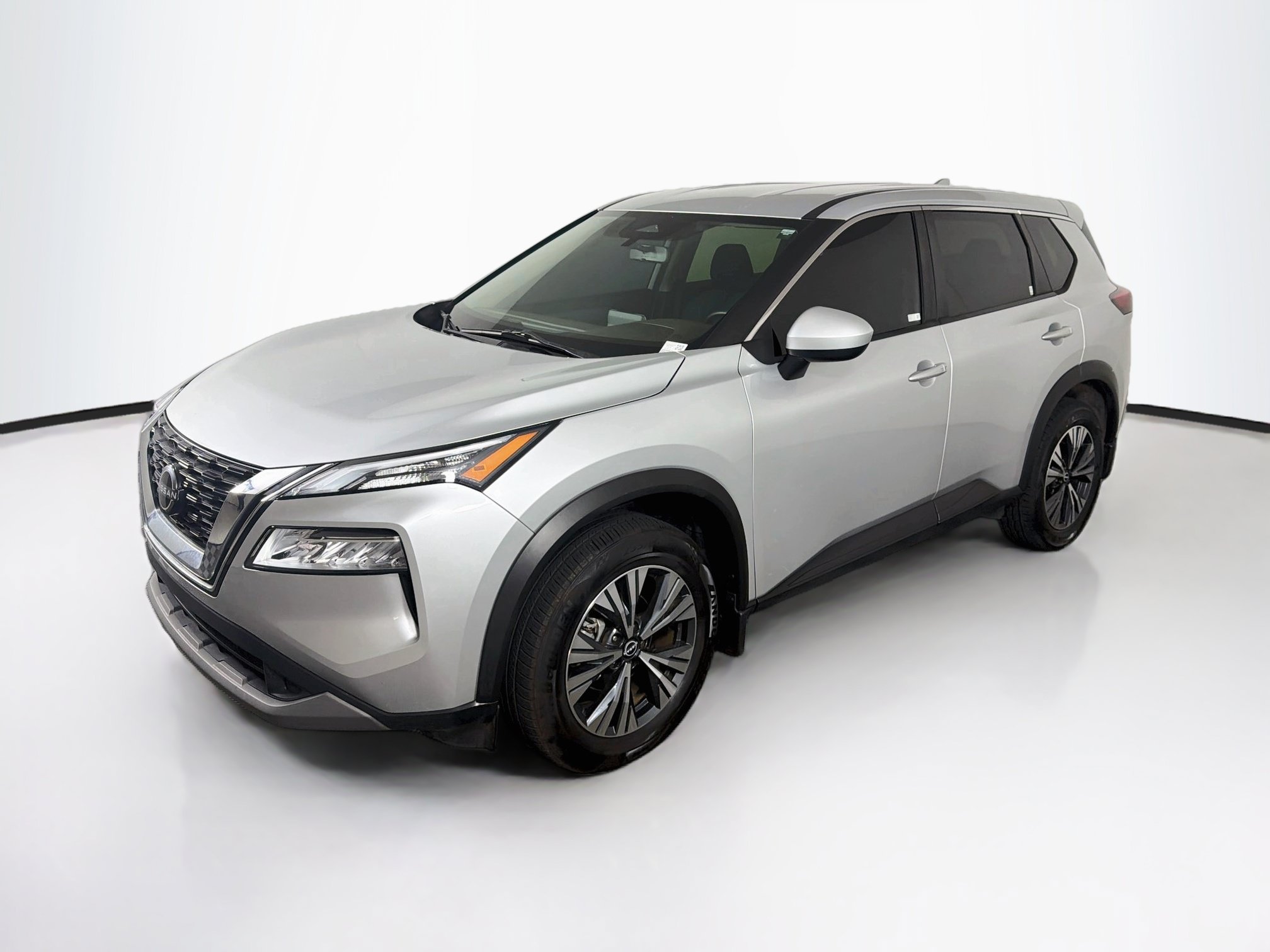 Used 2023 Nissan Rogue SV AWD/4WD image 3