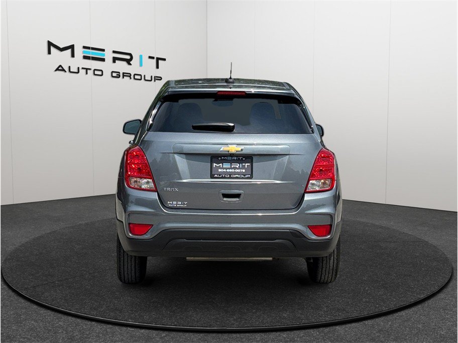 Used 2020 Chevrolet Trax LS w/ Tint and Cruise Package FWD image 8