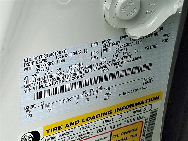 Used 2024 Lincoln Navigator Reserve image 26