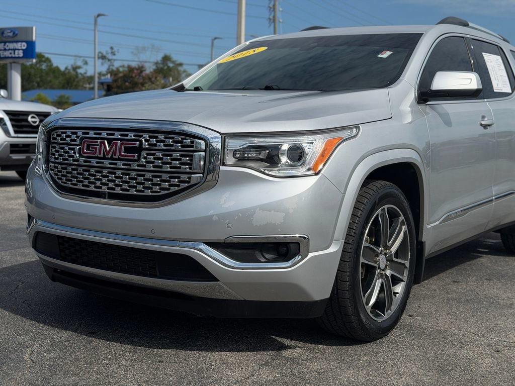Used 2018 GMC Acadia Denali w/ Technology Package FWD image 15
