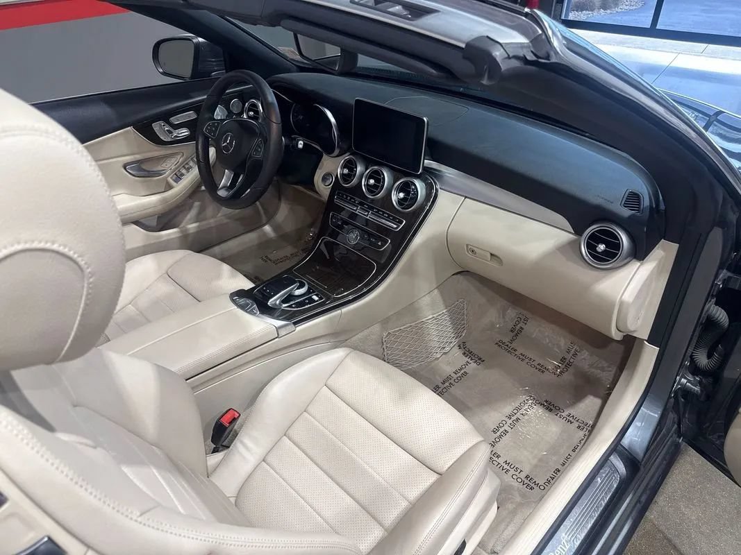 Used 2018 Mercedes-Benz C 300 4MATIC Cabriolet image 71