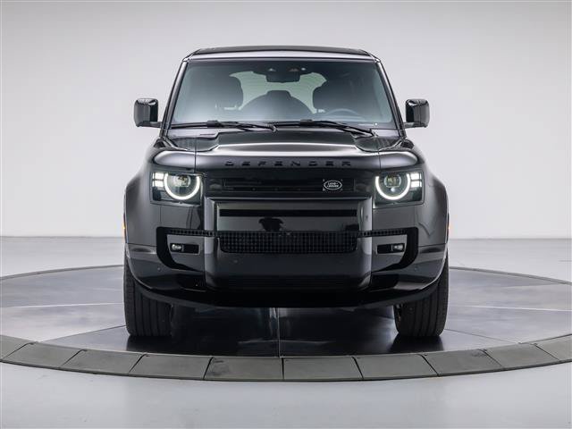 Used 2026 Land Rover Defender 110 V8 AWD/4WD image 8